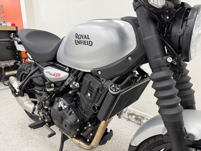 2025 Royal Enfield 2025 Royal Enfield 450CC GUERILLA 450 Road Black