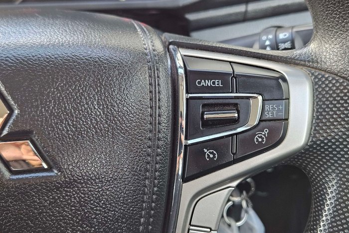 2021 Mitsubishi Triton GLX