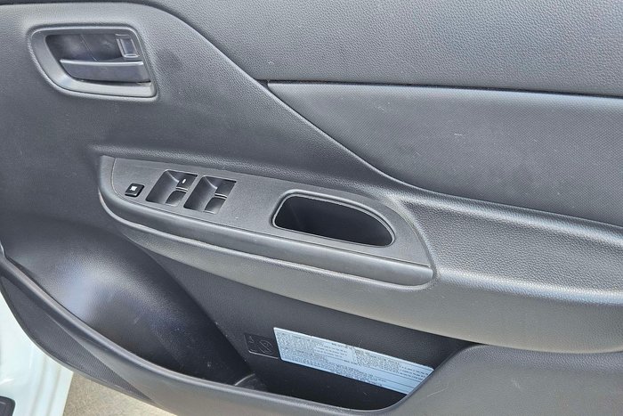 2021 Mitsubishi Triton GLX