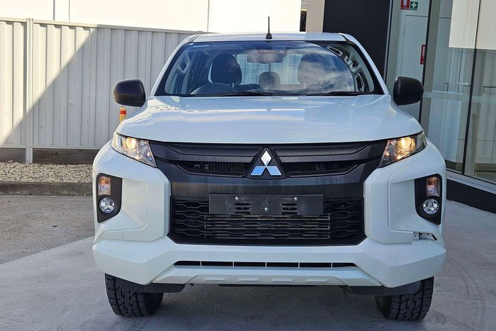 2021 Mitsubishi Triton GLX