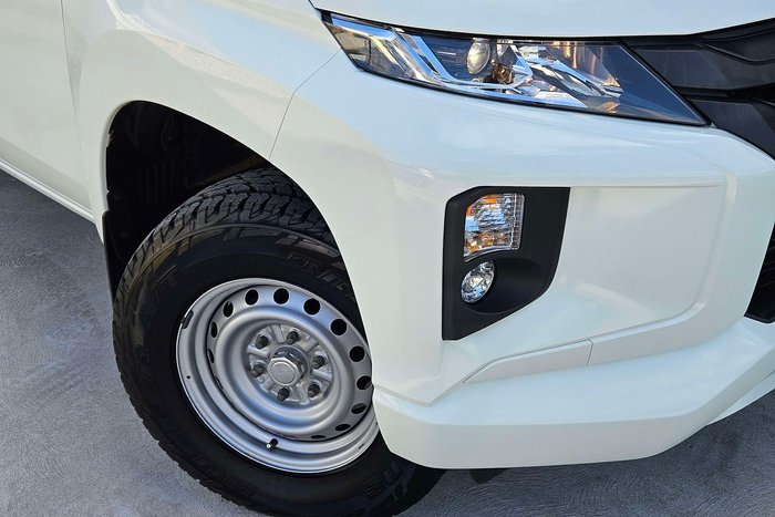 2021 Mitsubishi Triton GLX