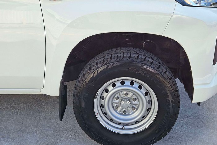 2021 Mitsubishi Triton GLX