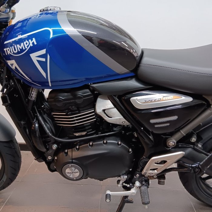 2025 Triumph SPEED 400 Caspian Blue / Storm Grey