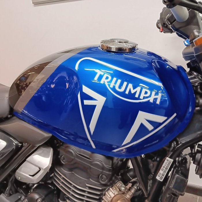 2025 Triumph SPEED 400 Caspian Blue / Storm Grey