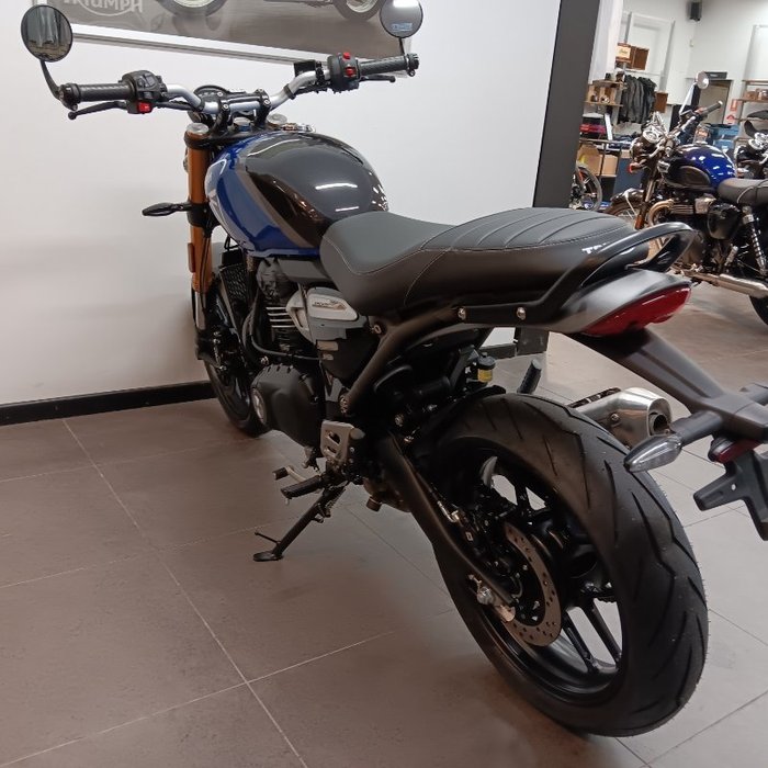 2025 Triumph SPEED 400 Caspian Blue / Storm Grey