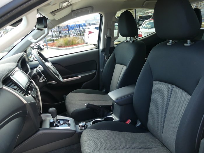 2022 Mitsubishi Triton GLS