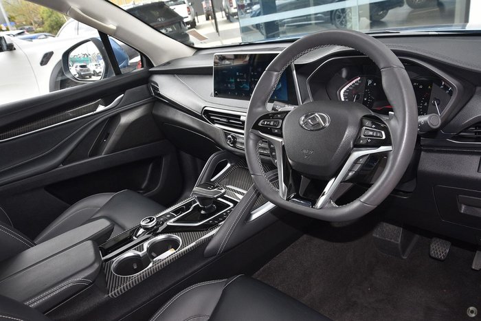 2022 LDV D90 Executive