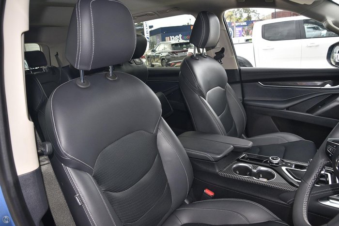 2022 LDV D90 Executive