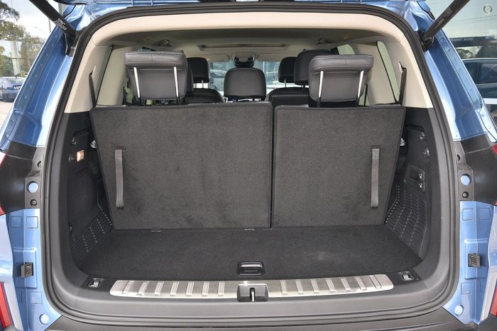 2022 LDV D90 Executive