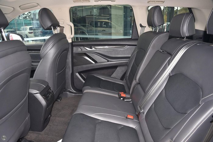 2022 LDV D90 Executive