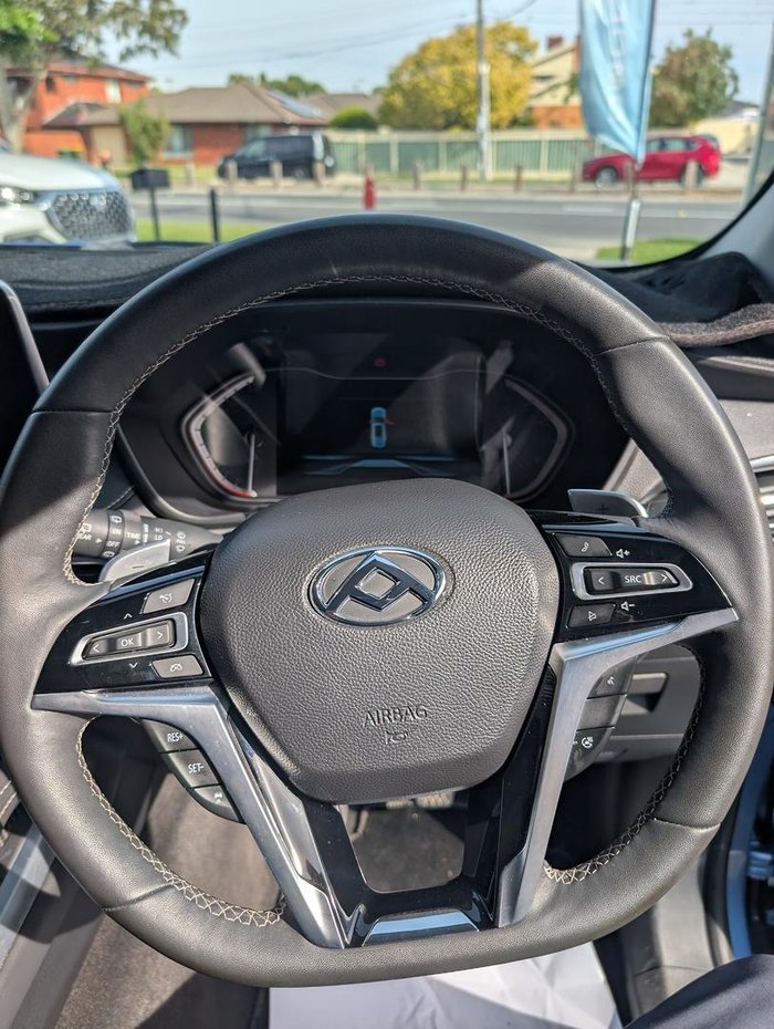 2022 LDV D90 Executive