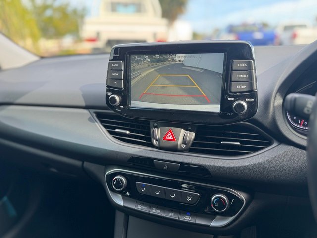 2021 HYUNDAI i30