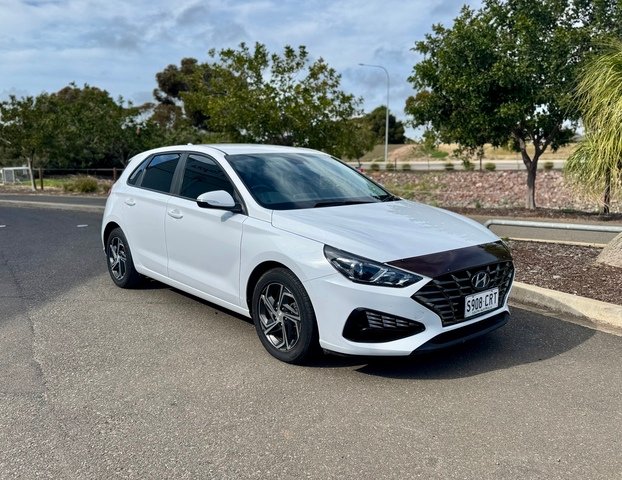 2021 HYUNDAI i30