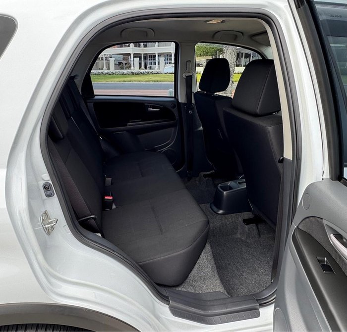 2012 Suzuki SX4 Crossover GYA MY13 White Pearl