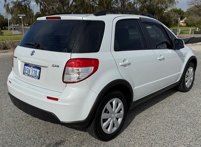 2012 Suzuki SX4 Crossover GYA MY13 White Pearl