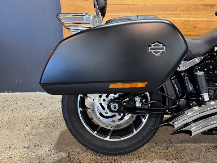 2022 Harley-davidson FLSB SPORT GLIDE (107) BLACK