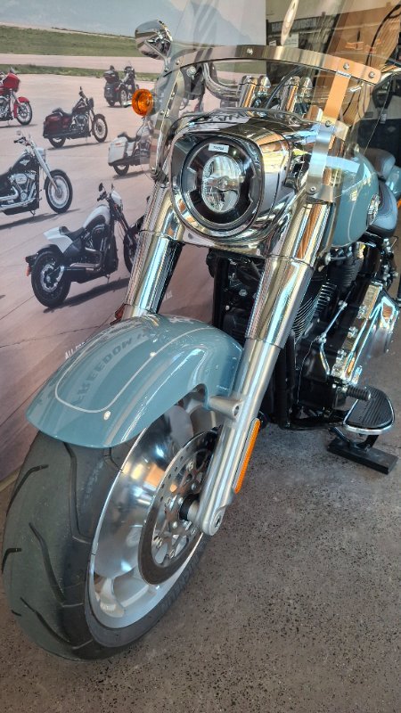 2024 Harley-davidson FLFBS FAT BOY S (114) SHARKSKIN BLUE