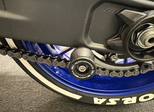 2023 Yamaha YZF-R7LA Blue