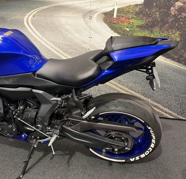2023 Yamaha YZF-R7LA Blue
