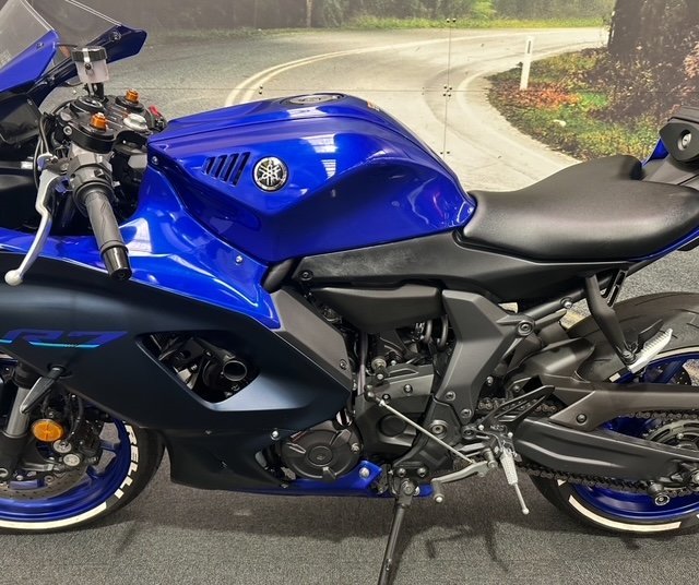 2023 Yamaha YZF-R7LA Blue