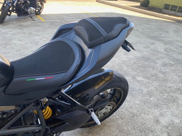 2012 DUCATI STREETFIGHTER S BLACK
