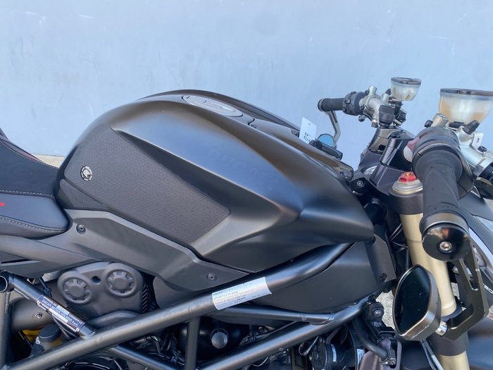 2012 DUCATI STREETFIGHTER S BLACK