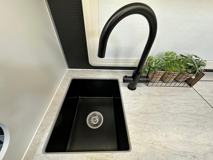 2025 JB Caravans Gator X 16'11 Fd