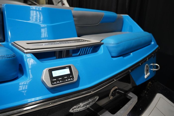 2021 Malibu Wakesetter 22 LSV