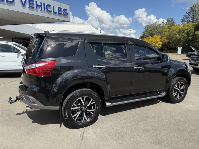 2021 Isuzu MU-X LS-T