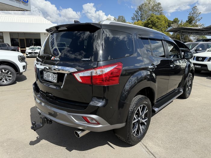 2021 Isuzu MU-X LS-T