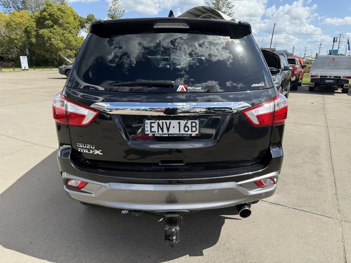 2021 Isuzu MU-X LS-T