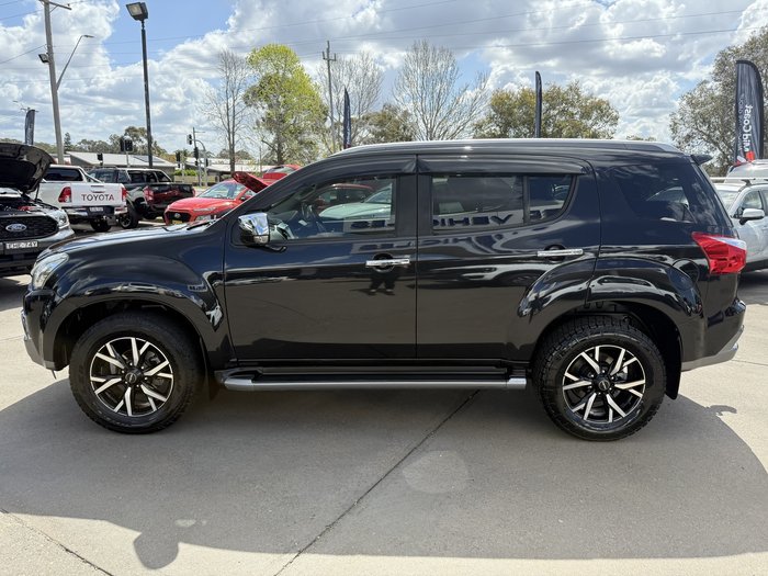 2021 Isuzu MU-X LS-T