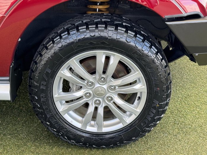 2018 Mitsubishi Pajero GLX