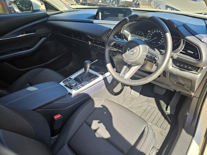 2025 Mazda CX-30 G20 Evolve