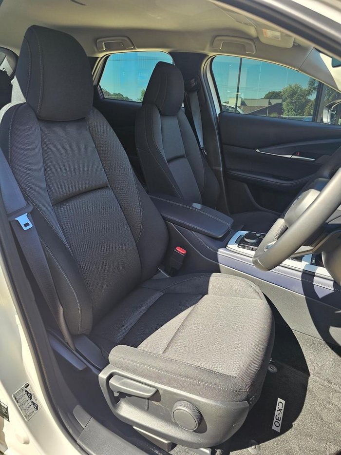 2025 Mazda CX-30 G20 Evolve