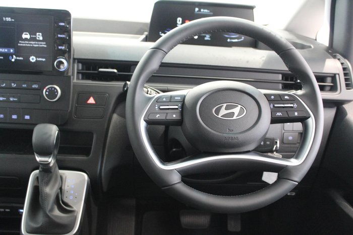 2025 Hyundai STARIA LOAD