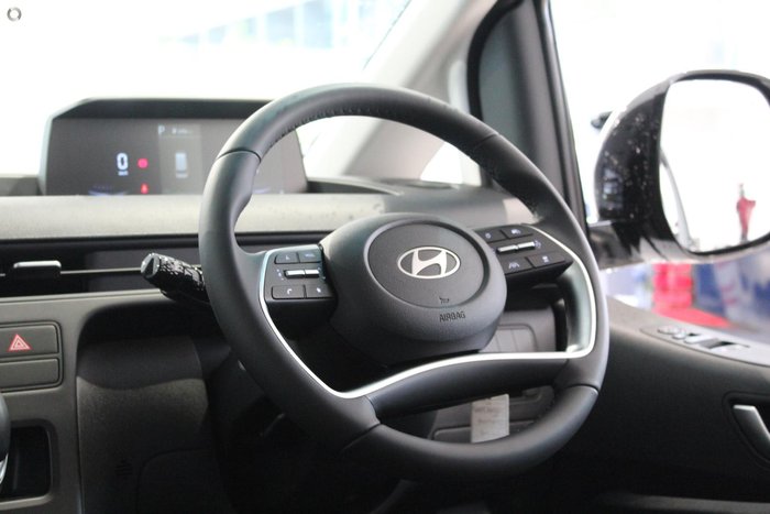 2025 Hyundai STARIA LOAD