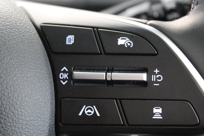 2025 Hyundai STARIA LOAD