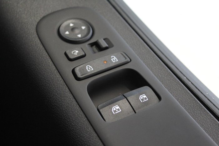 2025 Hyundai STARIA LOAD