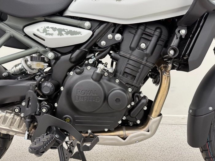 2025 Royal Enfield HIMALAYAN 450 White