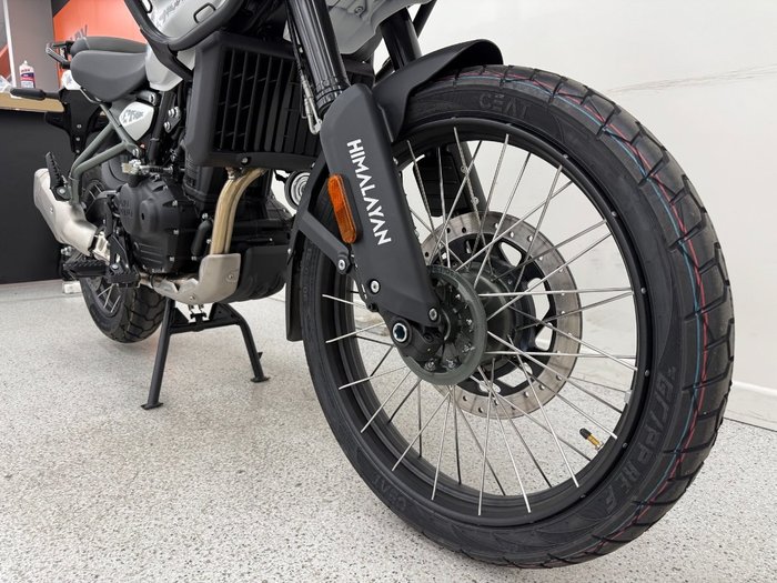 2025 Royal Enfield HIMALAYAN 450 White