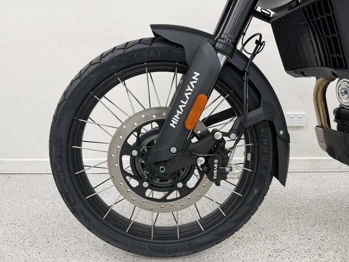 2025 Royal Enfield HIMALAYAN 450 White