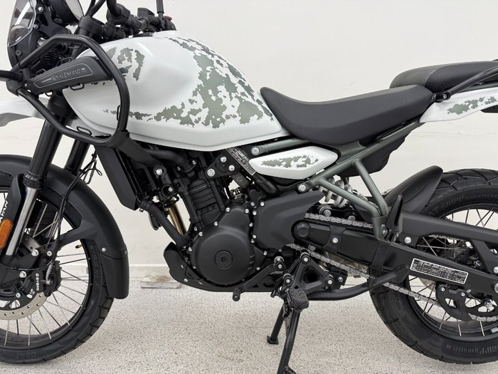 2025 Royal Enfield HIMALAYAN 450 White