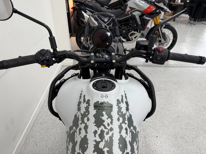 2025 Royal Enfield HIMALAYAN 450 White