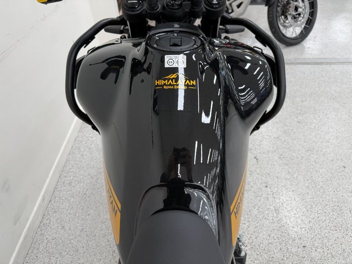 2025 Royal Enfield 2025 Royal Enfield 450CC HIMALAYAN 450 Road Black