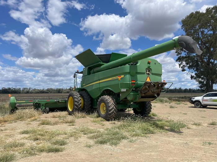 2013 John Deere S680 + 640D
