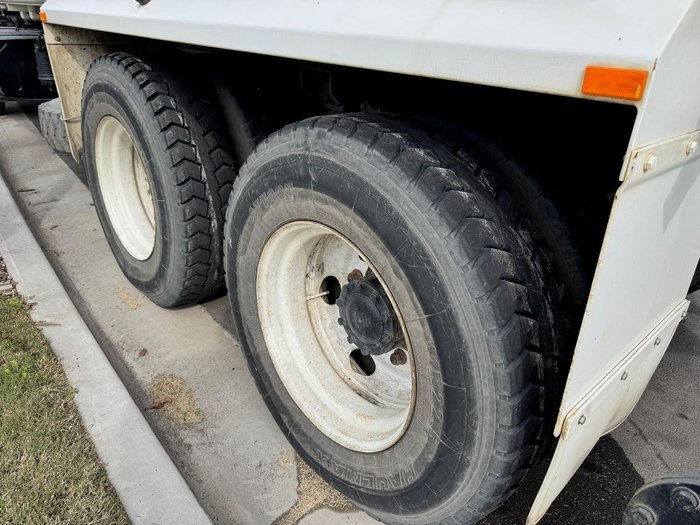 2012 Hino Fmij Series Water Truck
