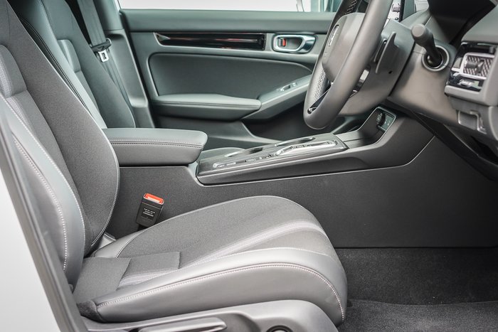 2024 Honda Civic e:HEV L