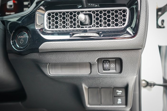 2024 Honda Civic e:HEV L