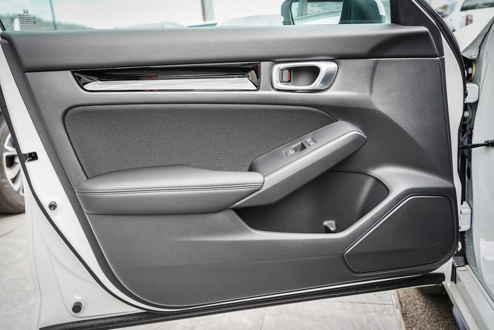 2024 Honda Civic e:HEV L